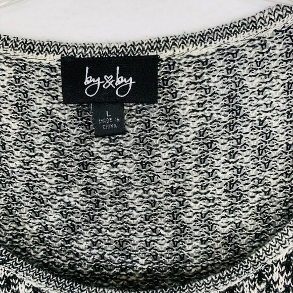 By&By Loose Houndstooth Knit Sweater Size L High Low Hem Long Sleeve Pullover - Picture 8 of 9